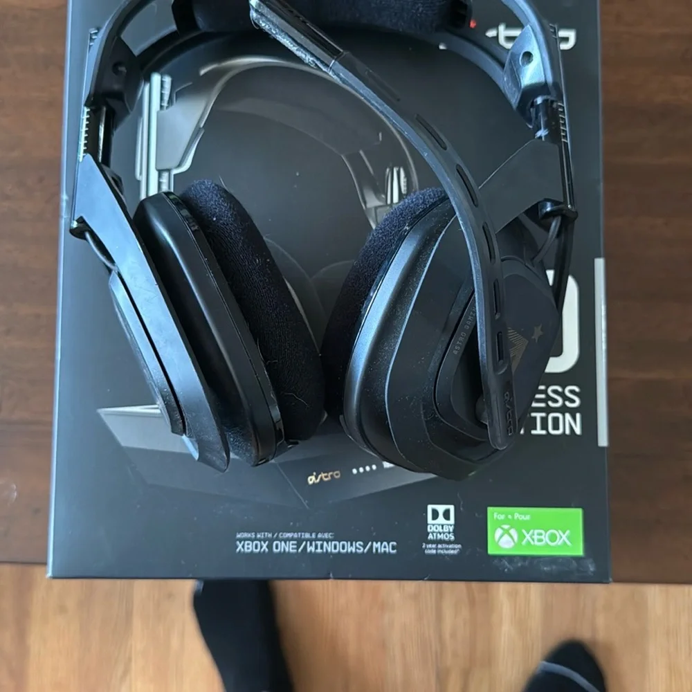 Astr Black Gaming Headset with Wireless Base Station